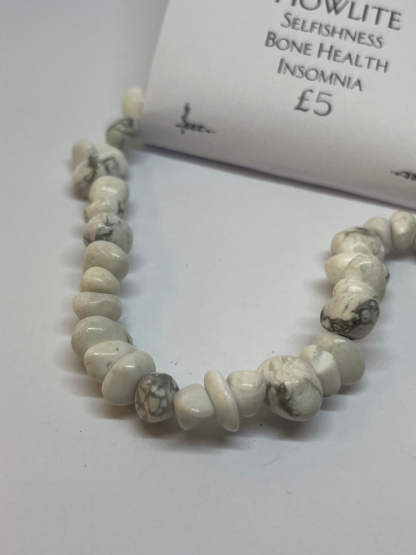 Howlite Chip Bracelet